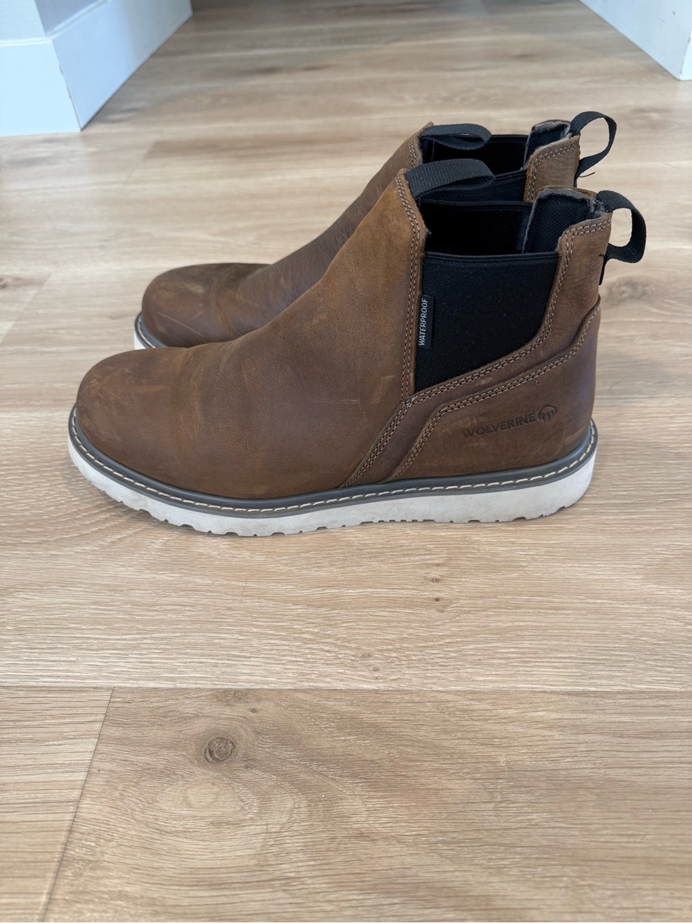 Wolverine Brown Leather Chukka Work Boots with White Sole